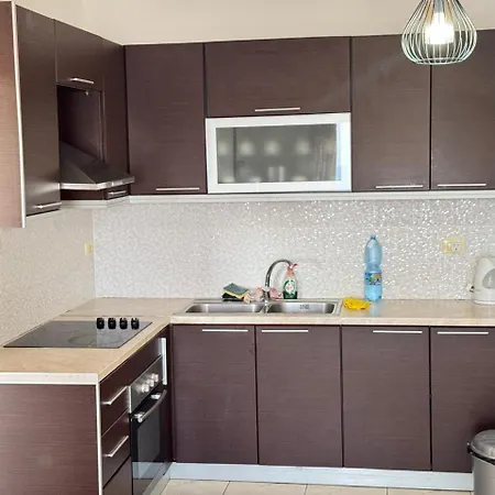 アパート Beachfront 2 Bedrooms *