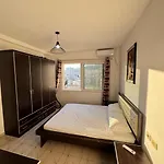 Apartament Beachfront 2 Bedrooms *