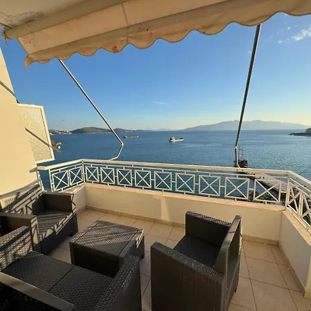 Beachfront 2 Bedrooms