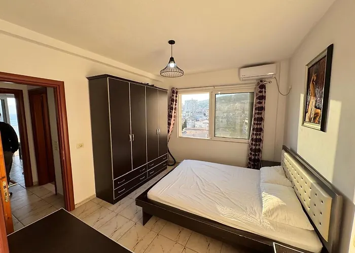 Beachfront 2 Bedrooms *